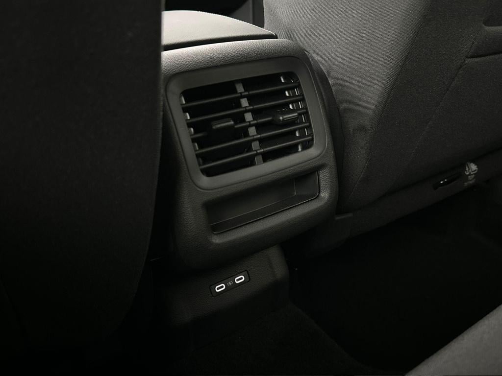 Volkswagen T-roc 1.5 etsi limited edition