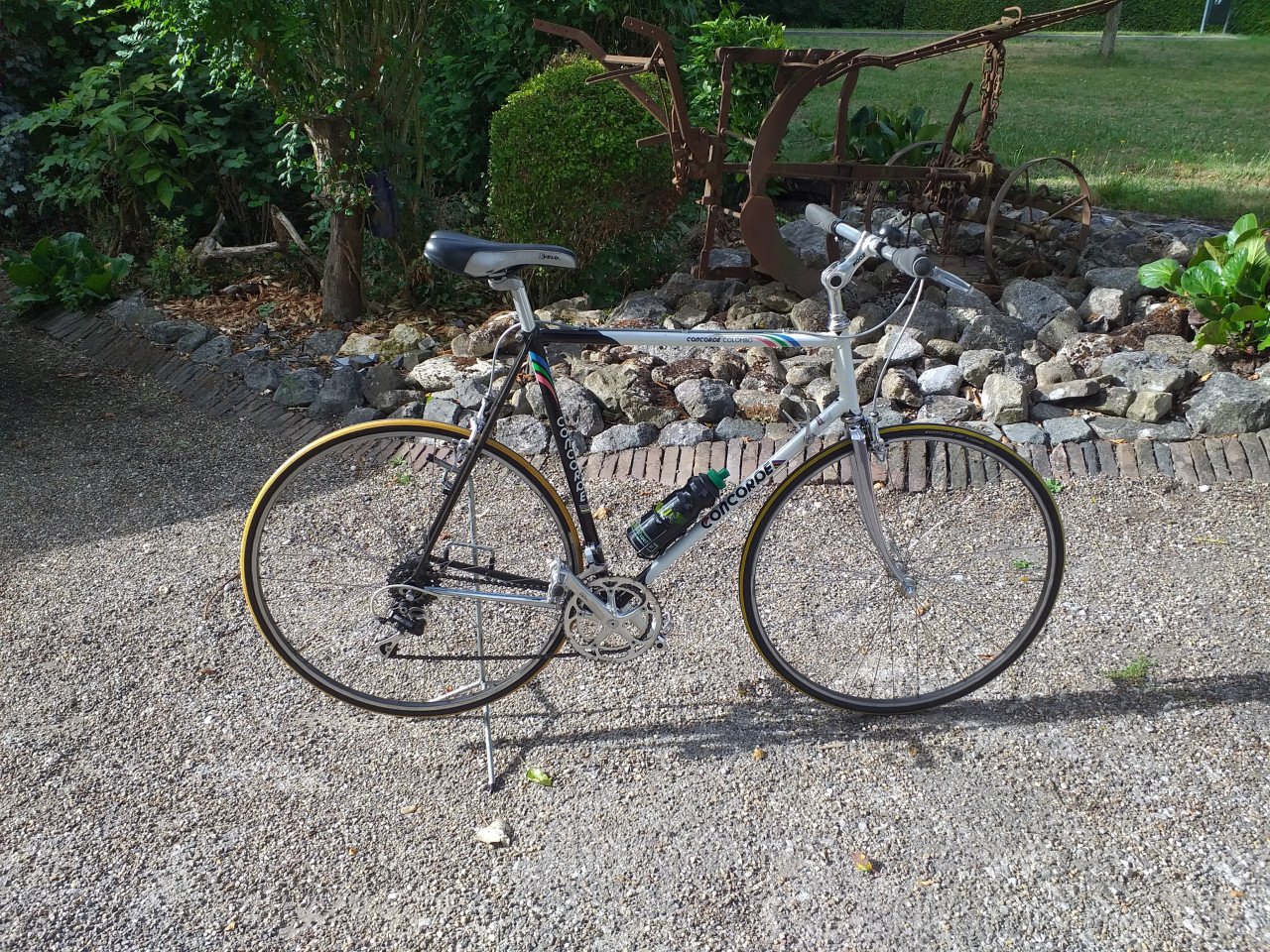 """"MOOIE CONCORDE COLOMBO RACE TOERFIETS""""