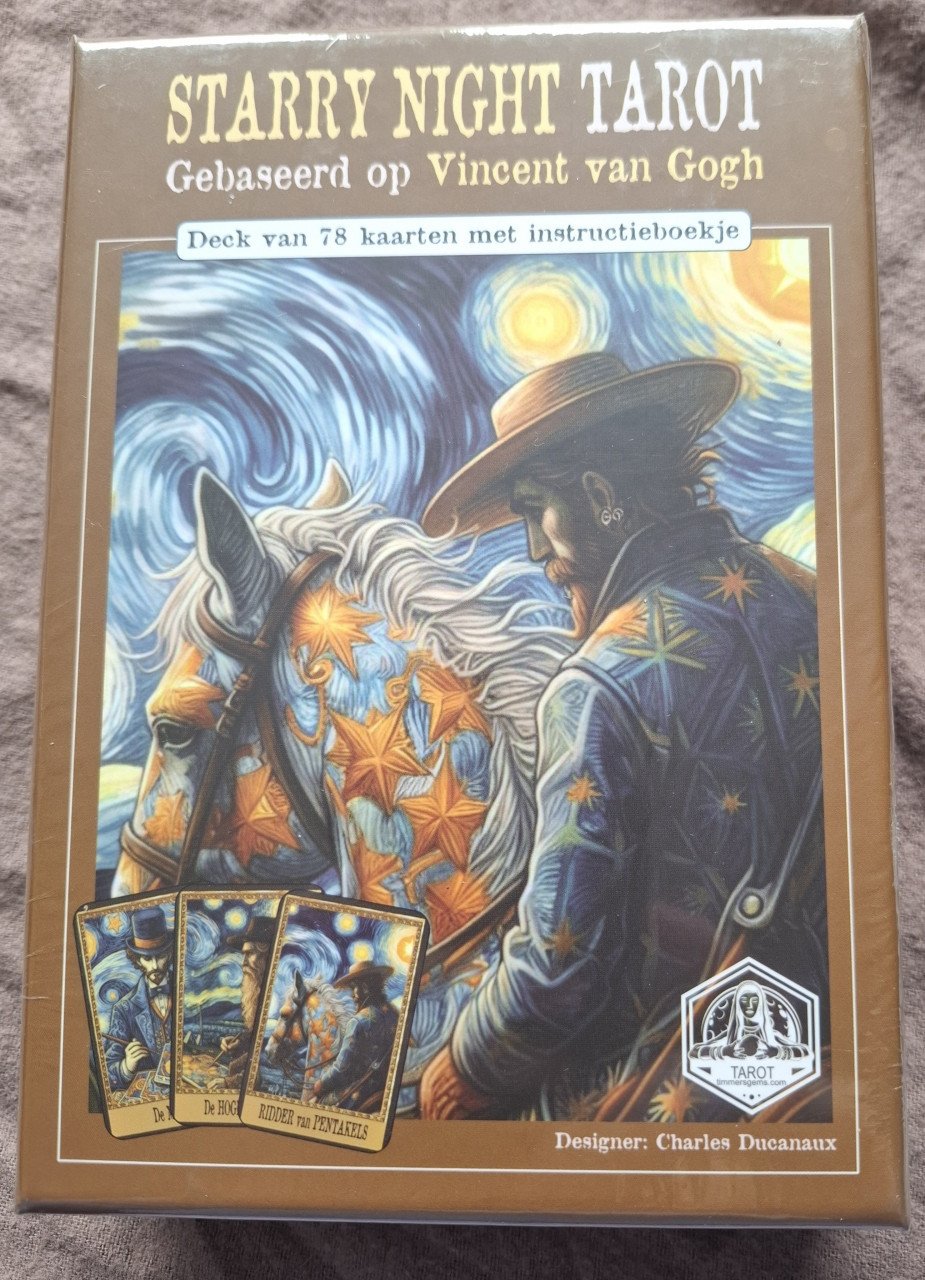Verschillende tarot kaarten nieuw