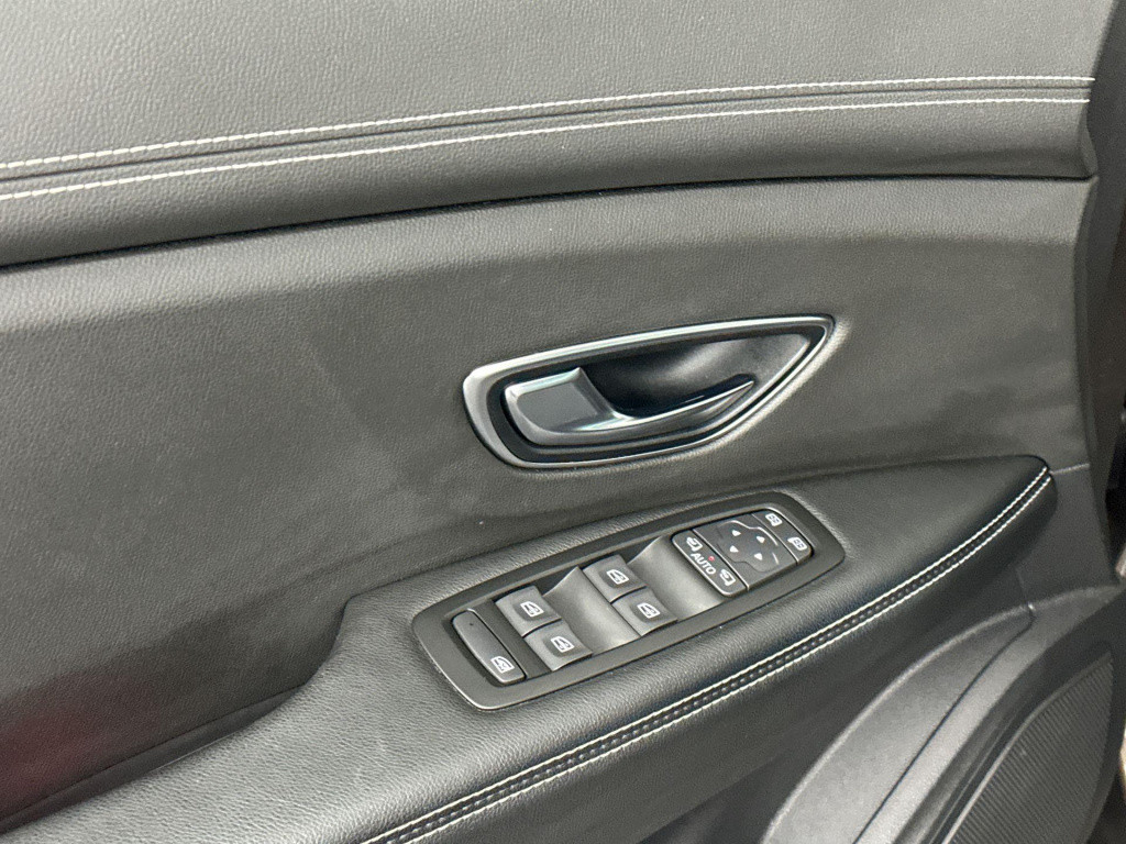 Renault Grand Scenic 1.3 tce intens | trekhaak 1850 kg | 5 persoons | parke