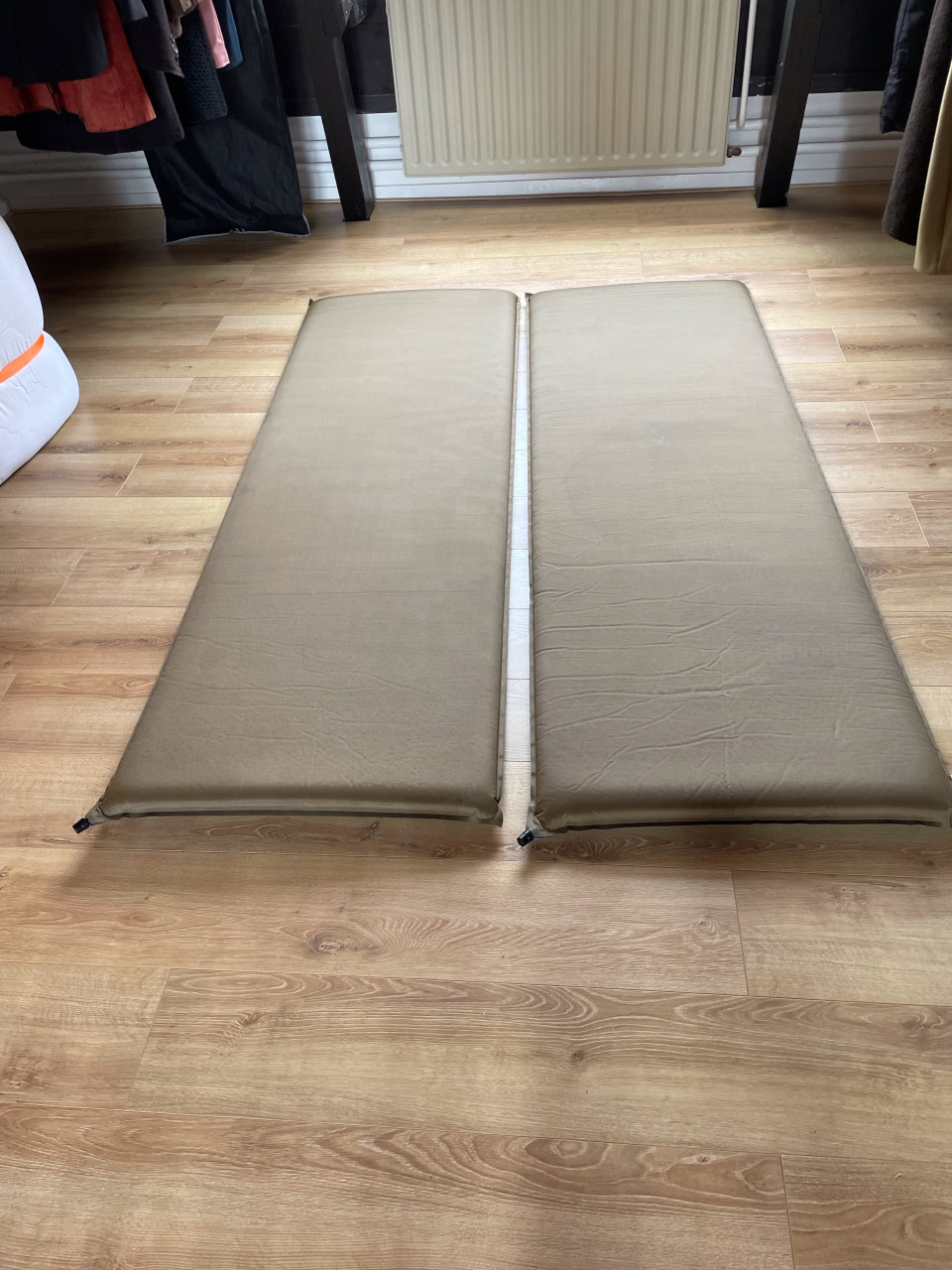 Twee slaapmatten Therm A Rest 1,90 x 0,65