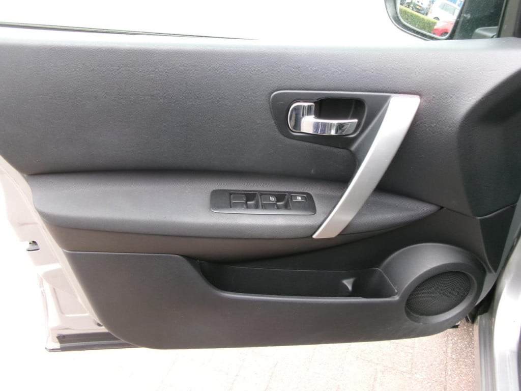 Nissan Qashqai 1.6 cvtc airco, cruise-contr., pdc, trekhaak