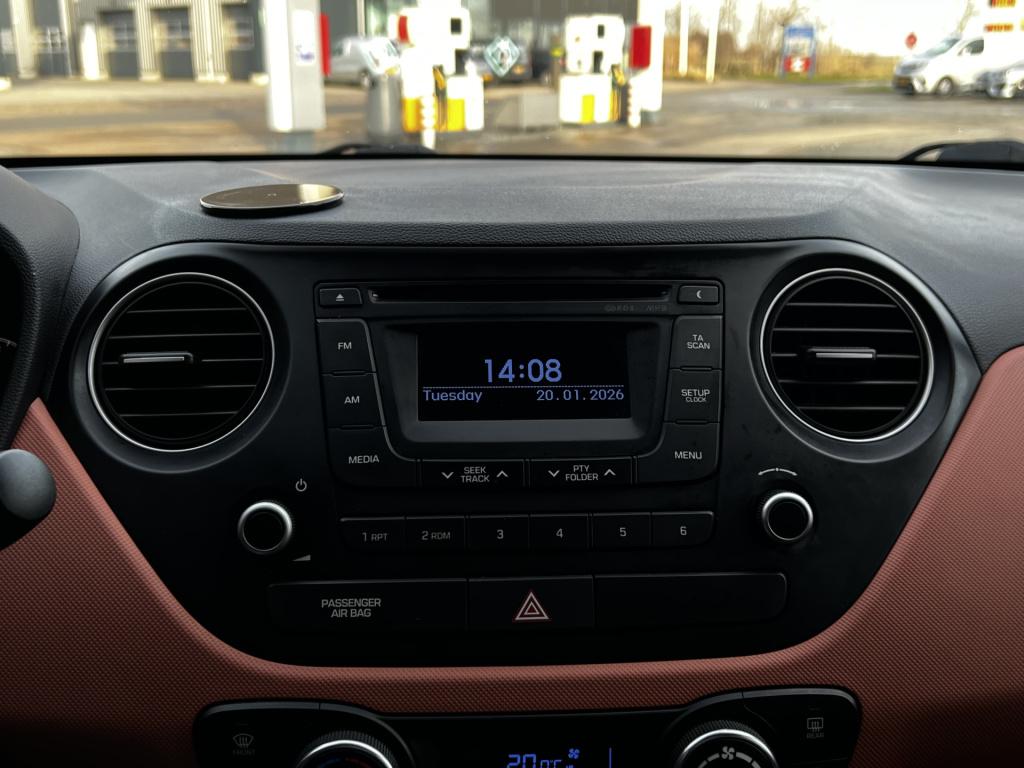 Hyundai I 10 1.0i i-motion comfort | cruise control | radio | climate contr