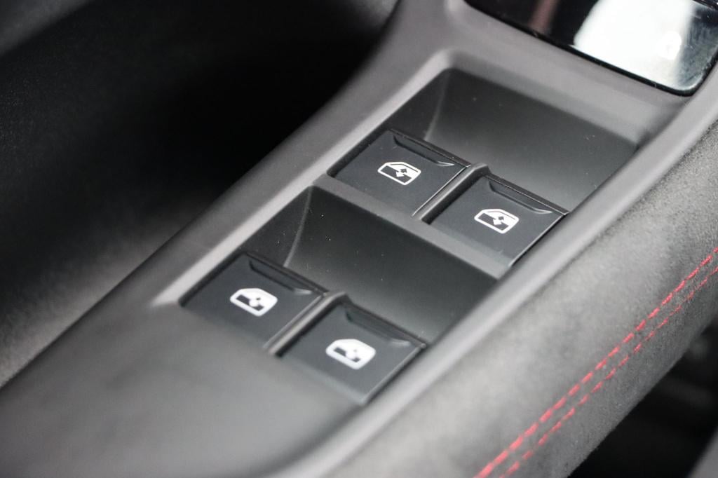 Audi A5 avant 2.0 e-hybrid quattro s edition competition 367pk s-tronic | s