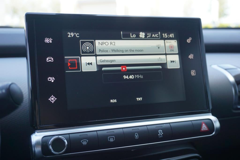 Citroen C4 Cactus 1.2 vti shine climate / navi / cruise / camera / pano / p