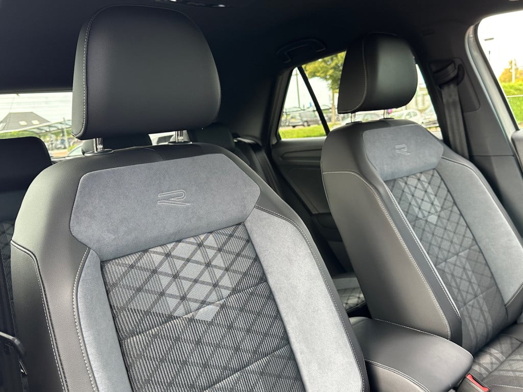 Volkswagen T-roc 1.5 tsi 150pk dsg r-line | camera | keyless | elek. achter