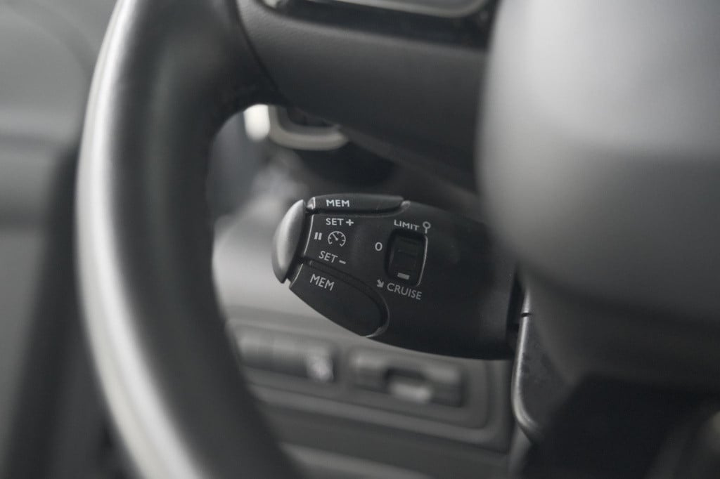 Citroen C3 Aircross puretech 130 eat6 c-series | apple carplay | allseason 