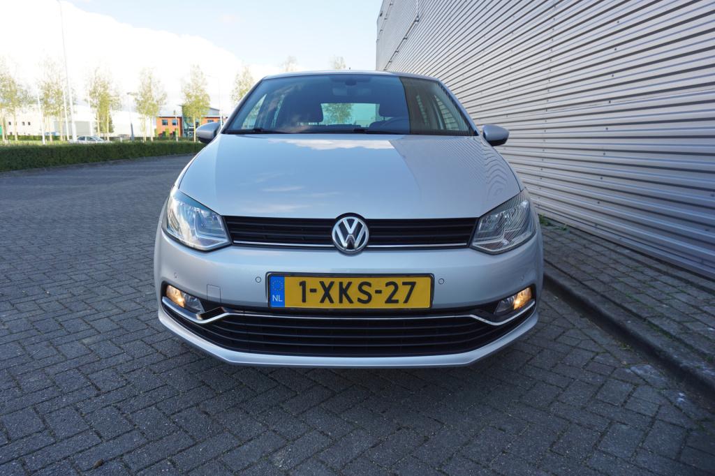 Volkswagen Polo 1.2 tsi highline climate / cruise / bt / parkeers. / elektr