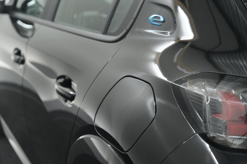 Peugeot 208 ev active pack 50 kwh | apple carplay | parkeersensoren | navig