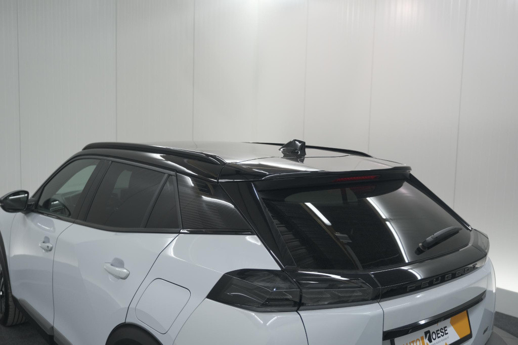 Peugeot 2008 puretech 130 eat8 gt | camera | apple carplay | parkeersensore
