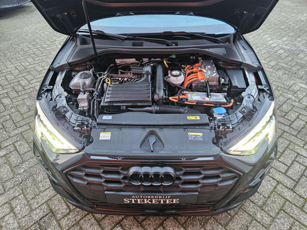 Audi A3 sportback 45 tfsi e s edition competition | matrix | acc | rijklaar