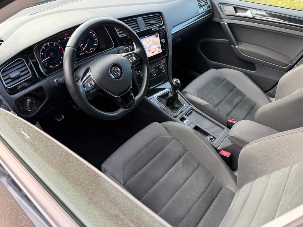 Volkswagen Golf 1.5 tsi highline | virtual | camera | adapt. cruise | carpl