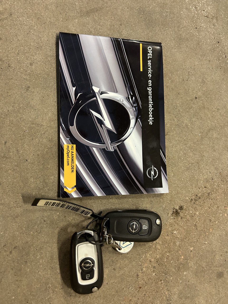 Opel  Astra K  BJ 2015   26500 Km  !!!
