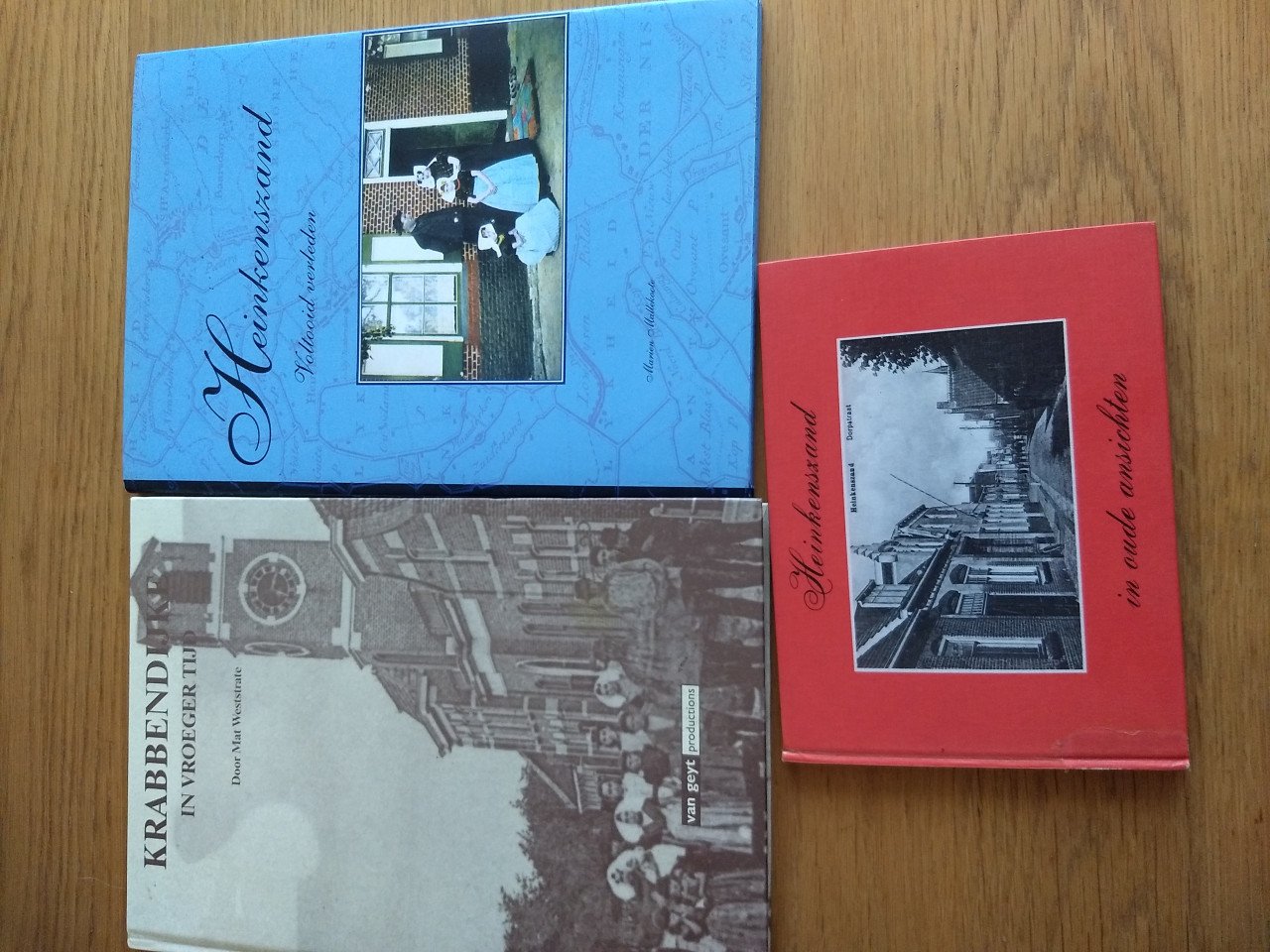 Diverse fotoboeken € 10 per stuk.