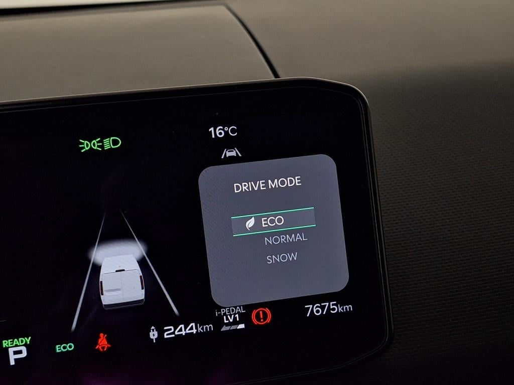 Kia Pv5 l2h1essential71kwh prijs ex btw