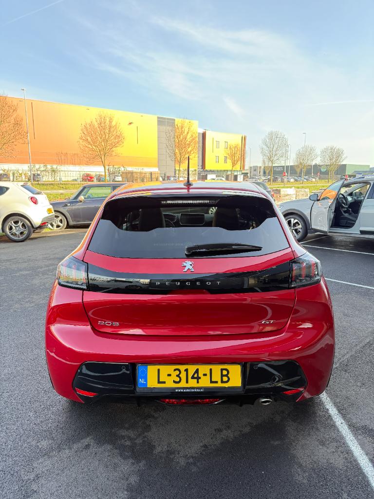 Peugeot 208 gt-line - 1.2 - automaat