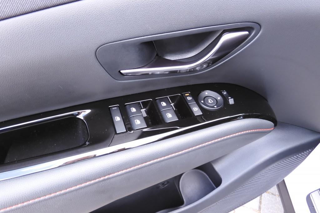 Hyundai Tucson 1.6 t-gdi n line sky | full options | pano | 360 camera | le