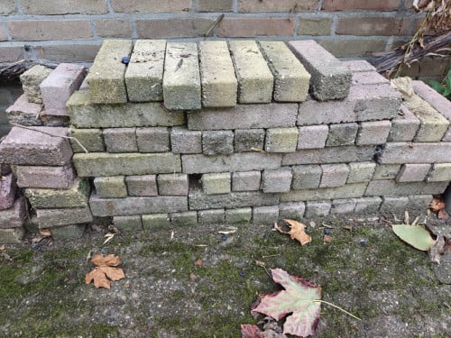 Steentjes