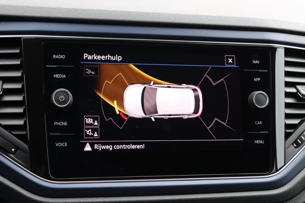 Volkswagen T-roc 1.5 tsi sport dsg7 150pk | side assist | camera | stoelver