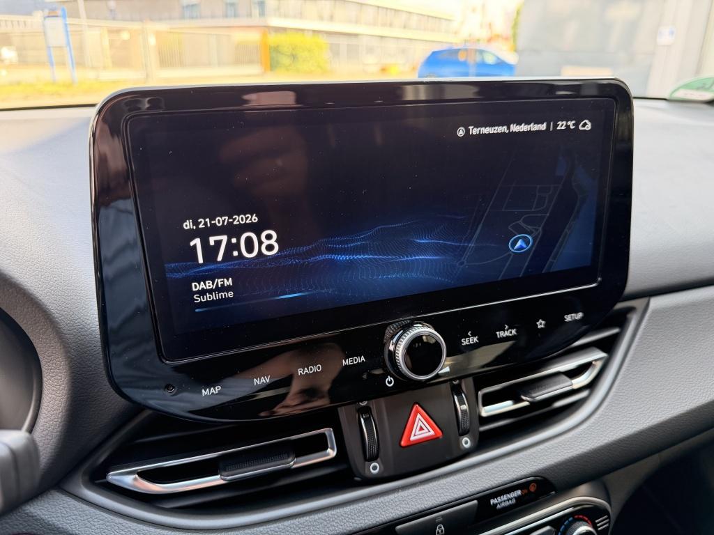 Hyundai I 30 wagon 1.5 t-gdi mhev n line automaat | navigatie | adap. cruis