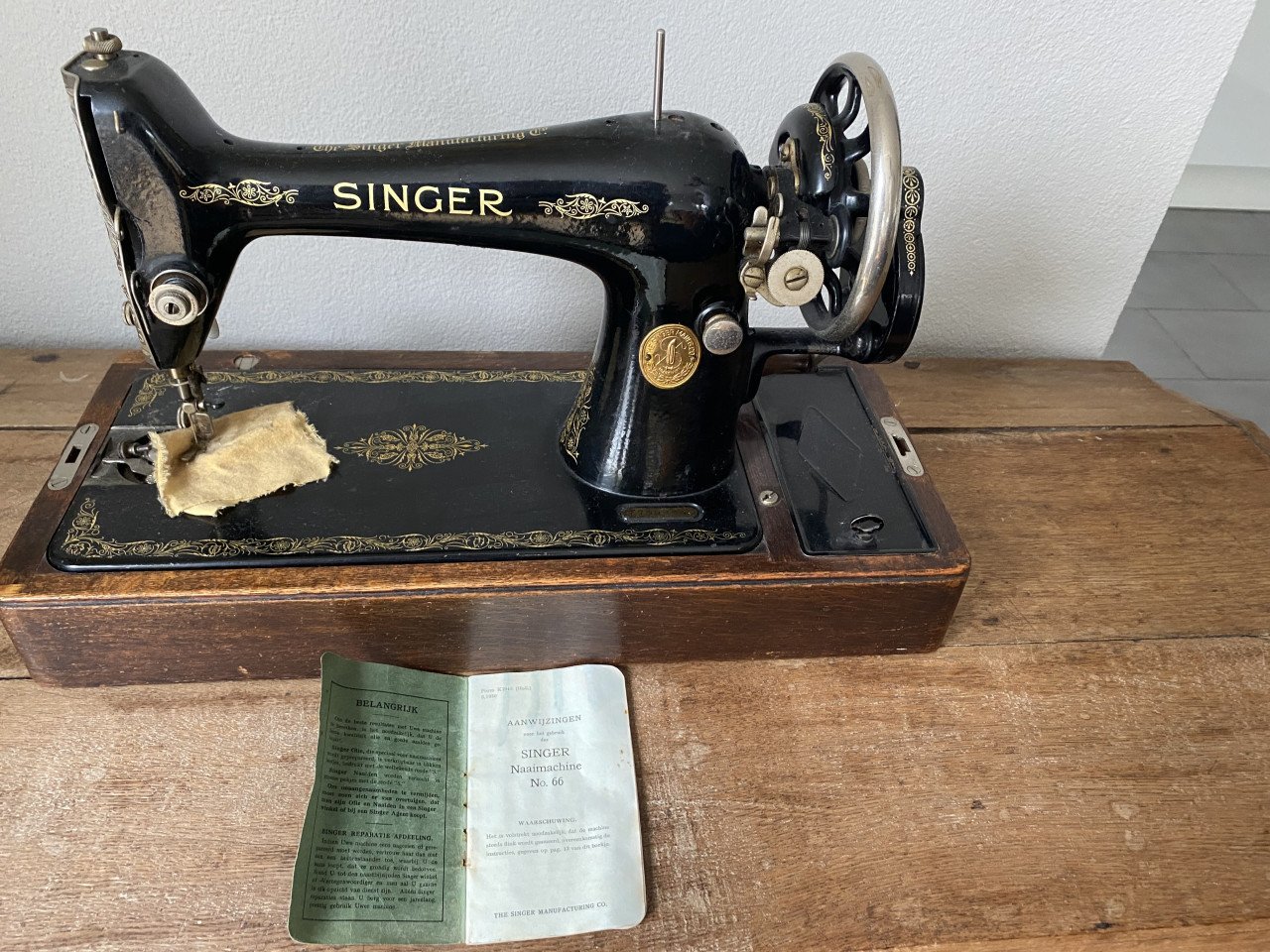 Te koop: Singer Naaimachine
