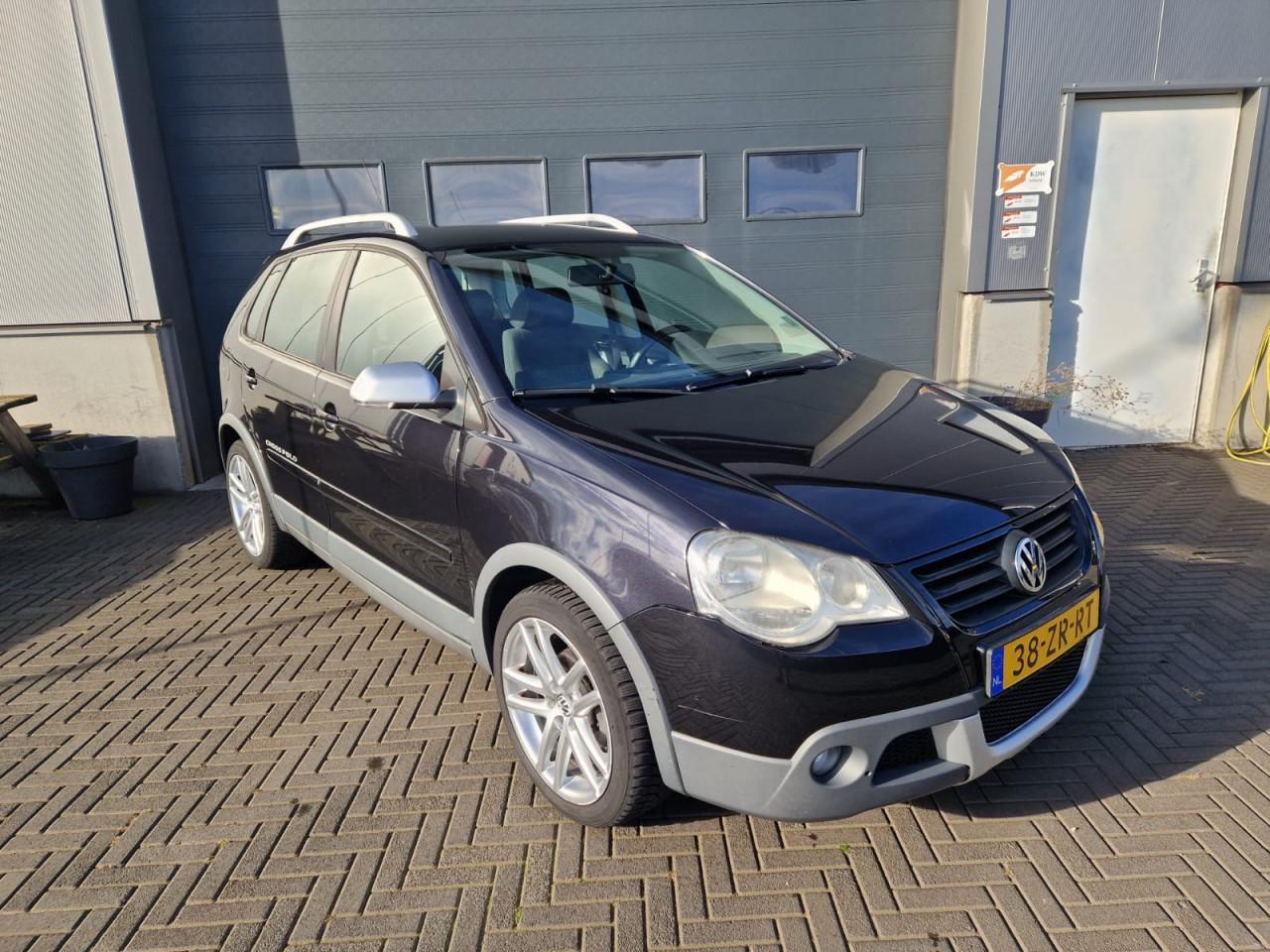 TE KOOP VOLKSWAGEN CROSS POLO 1.4 16V MET KLIMAAT CONTROL