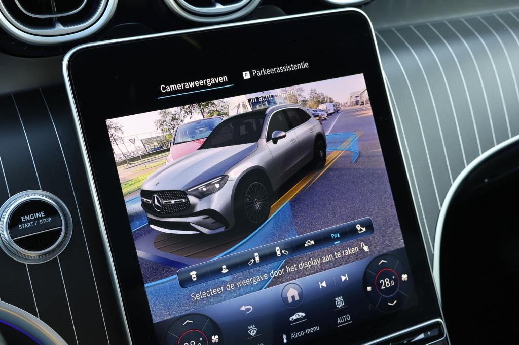 Mercedes-Benz Glc 300e 4matic amg line l techniek pakket l luchtvering l pa