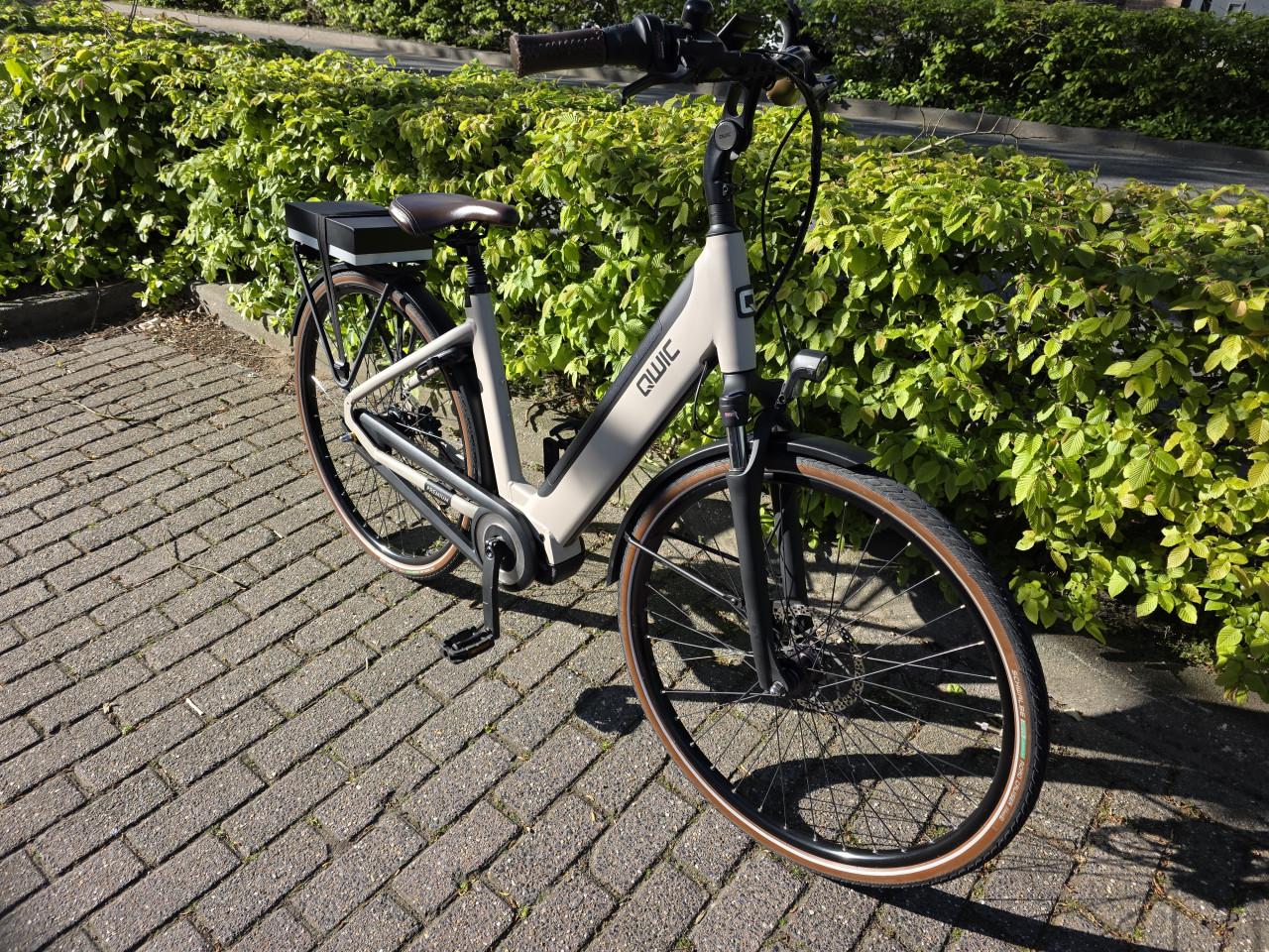 Schitterende Qwic Premium met Bafang M420 middenmotor en 540wh accu