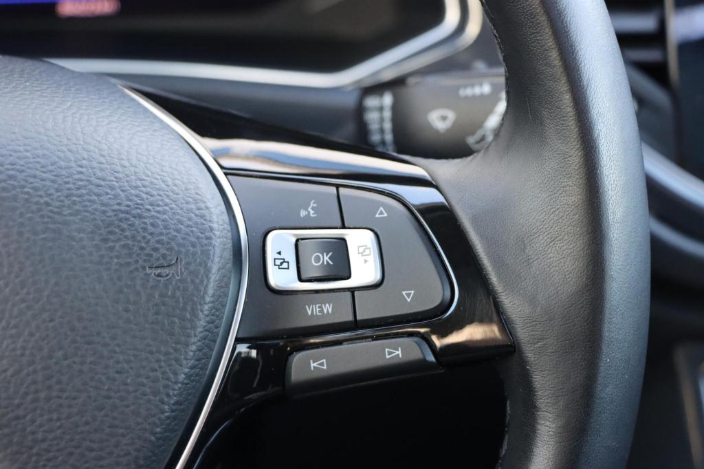 Volkswagen T-roc 1.5 tsi sport