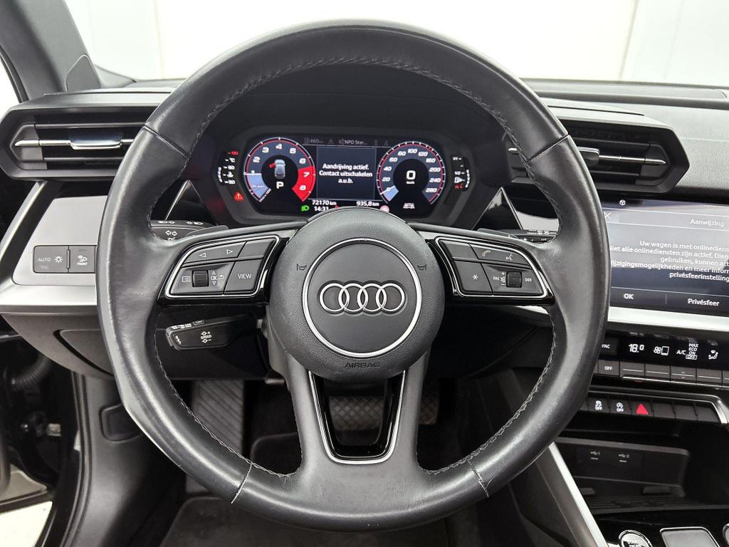 Audi A3 sportback 30 tfsi s edition | automaat | panoramadak | apple carpla