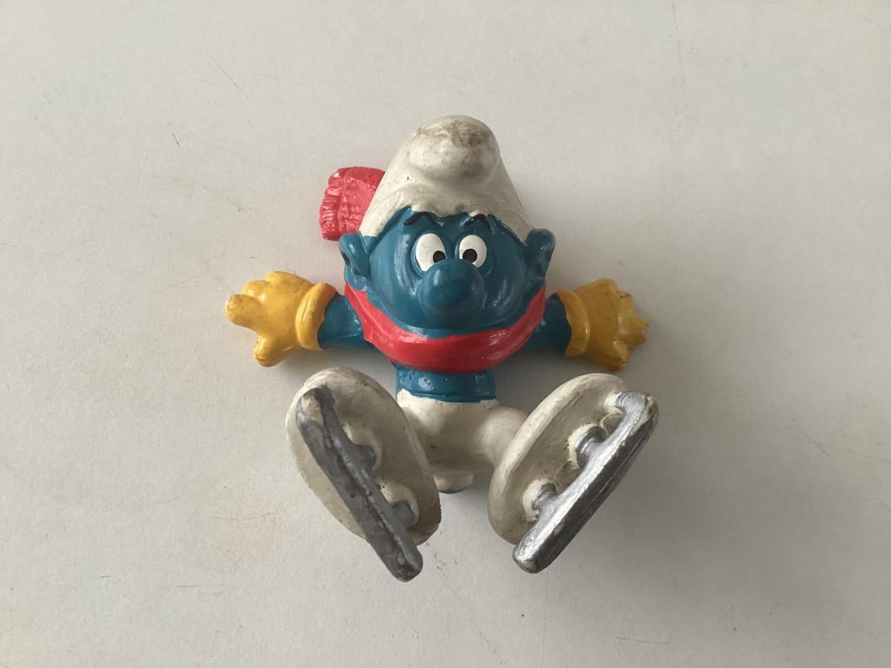 Smurfen. Peyo Schleich. Rubber. +/- 5 cm hoog.
