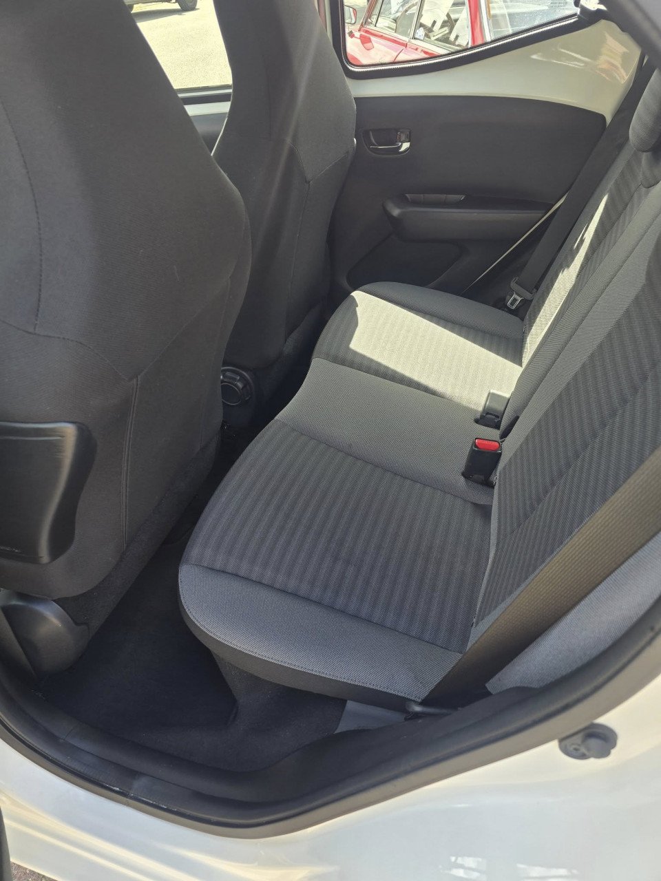 Toyota aygo 1.0 VVT-i x- city  AUTOMAAT!!!!! km13650