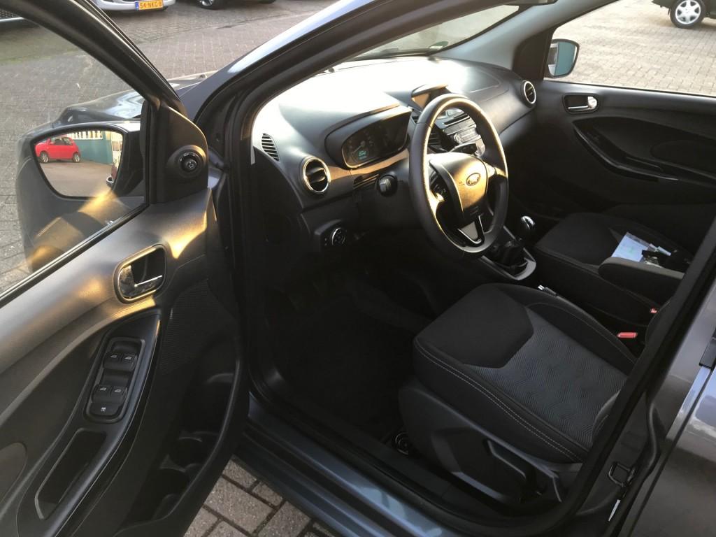 Ford KA 1,2 titanium