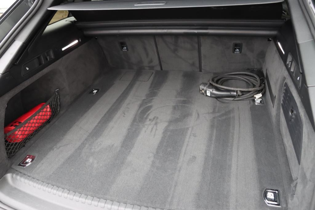 Audi A6 avant 50 tfsi e quattro s edition 299pk s-tronic