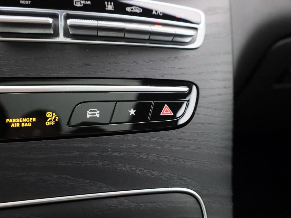 Mercedes-Benz Glc 300e 4matic business solution amg automaat | panorama dak