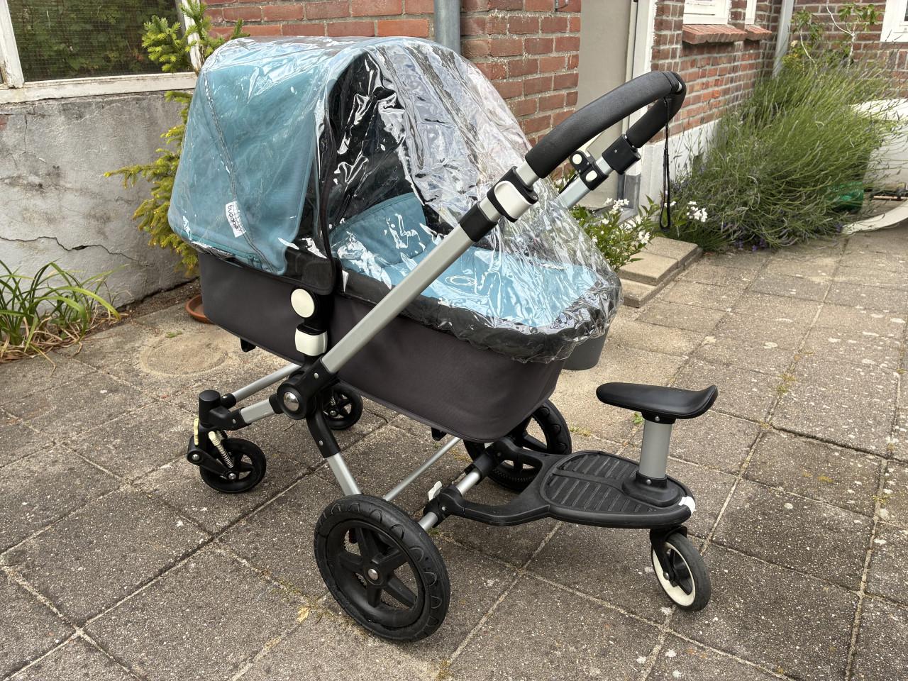 Complete Bugaboo Cameleon 3 kinderwagen in kleur blauw en donkergrijs