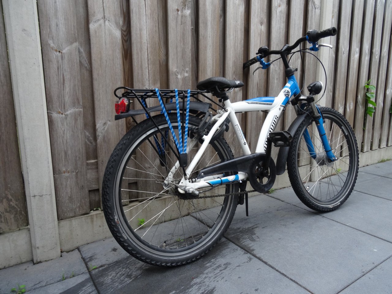 Batavus Snake 24 inch jongensfiets 3 versnellingen