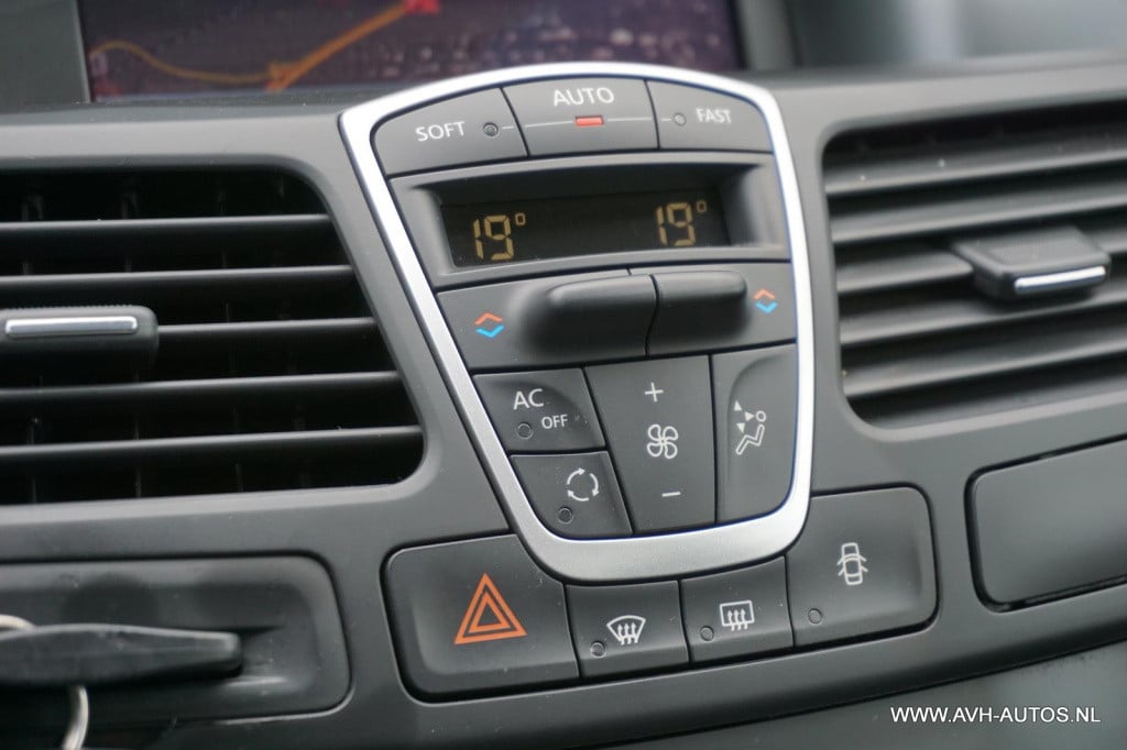 Renault Laguna estate 2.0 16v sélection business