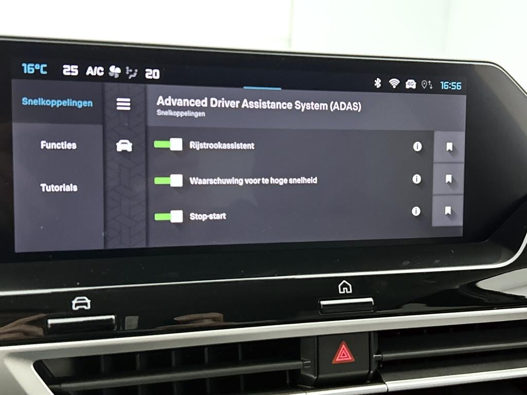 Citroen C4 X hybrid 145pk automaat max | trekhaak | all season banden |