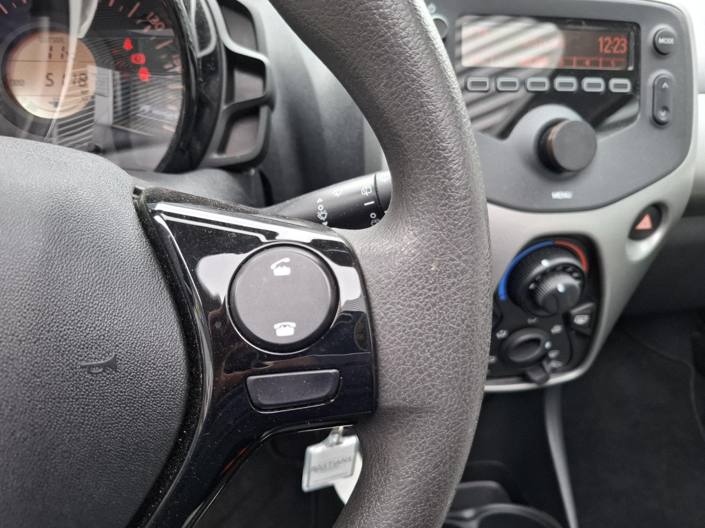 Peugeot 108 1.0 e-vti active cabrio top! airco/lmv 5-drs