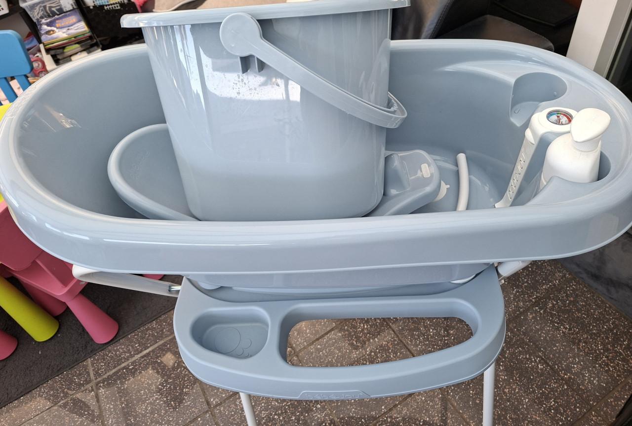 Thermobad met standaard en accessoires