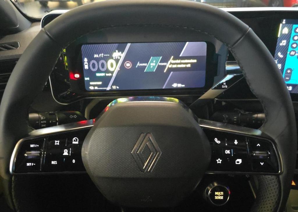 Renault 5 comfort range iconic cinq 52 kwh - pack safety & advanced driving