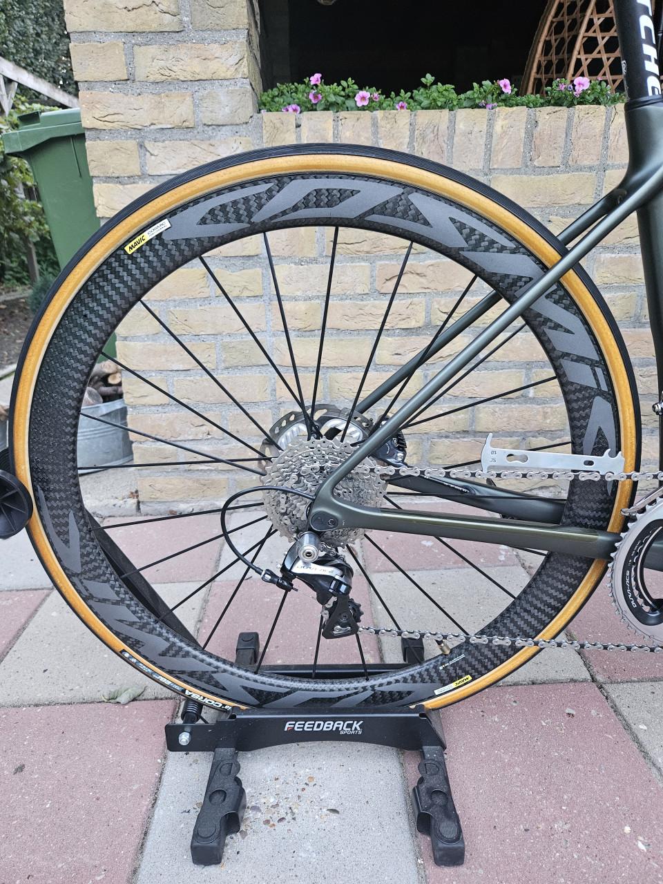 Canyon Endurace CF SL – Carbon Mavic wielen & Dura-Ace