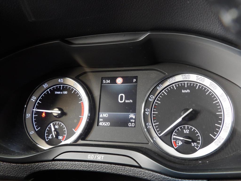 Skoda Karoq 1.5 tsi act greentech 150pk business edition plus