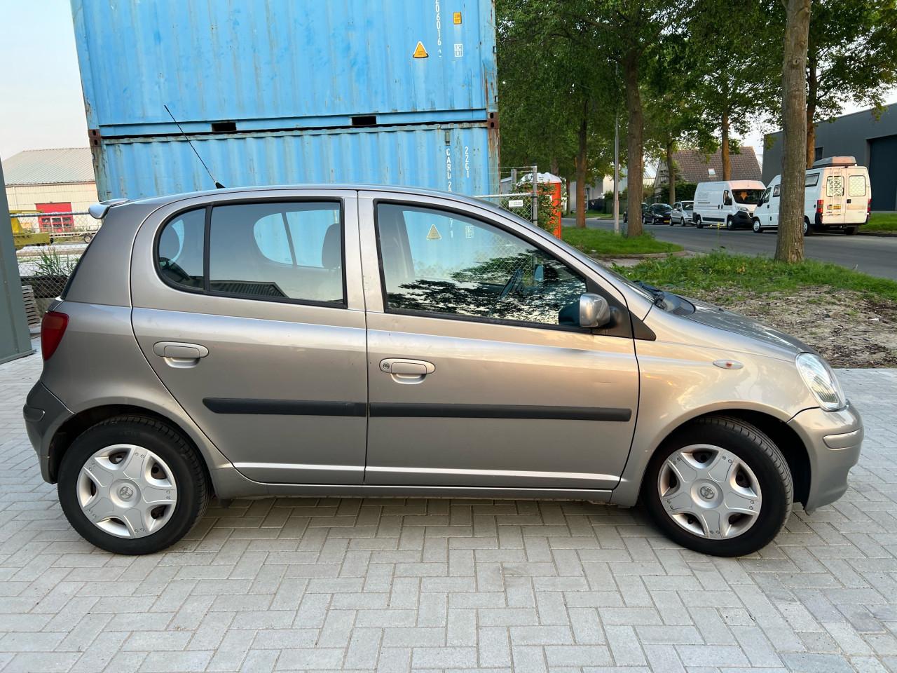 Toyota Yaris 1.3VVT-i S-Line 86.925KM 1e eigenaar