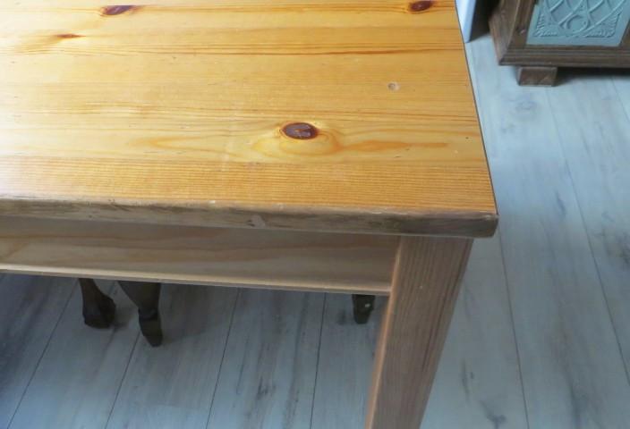Grenen tafel