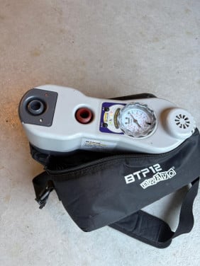 Compressor voor Sub , luchtbed op opblaasboot