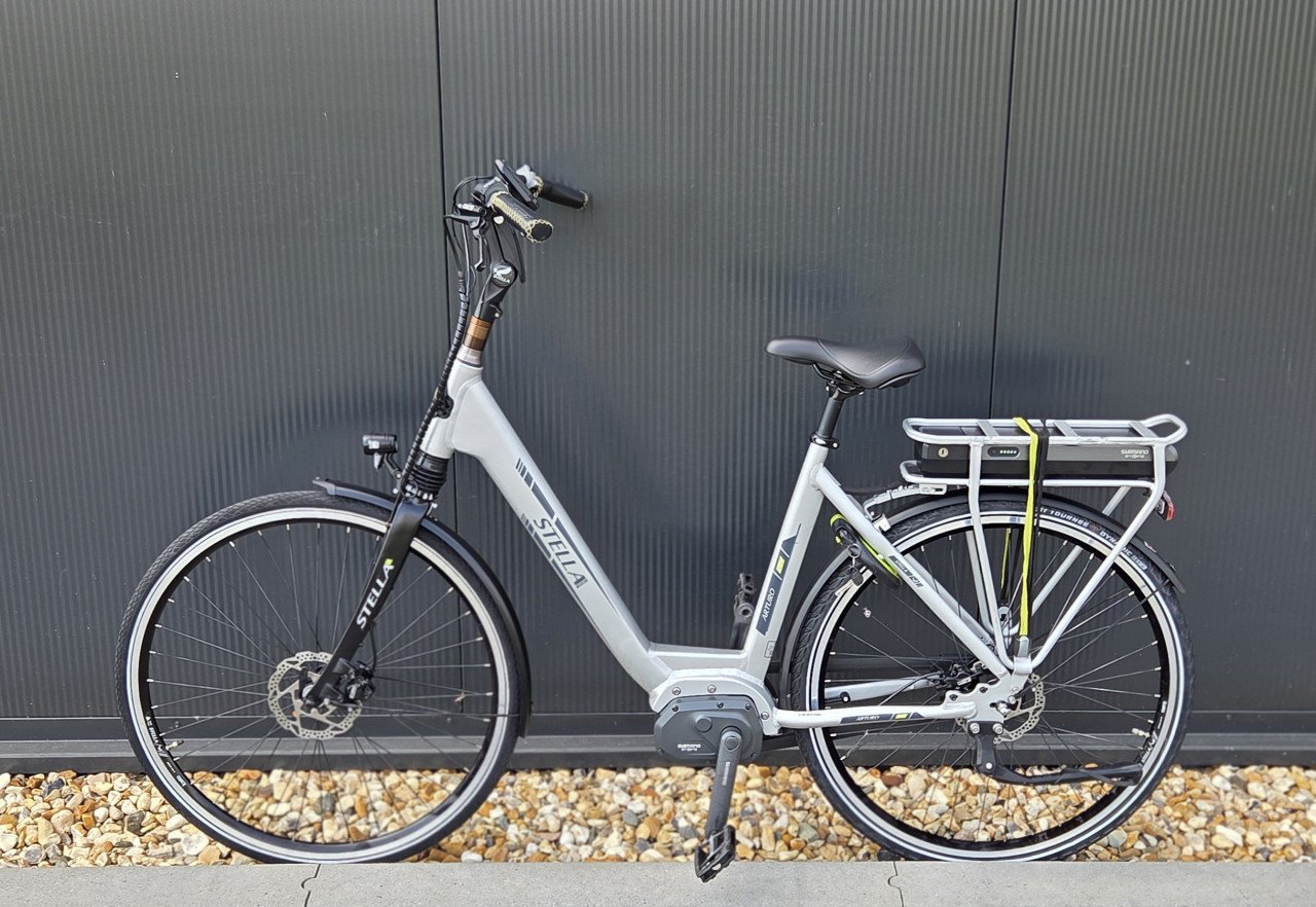 Stella Novara Middenmotor + De2 naaf 53cm