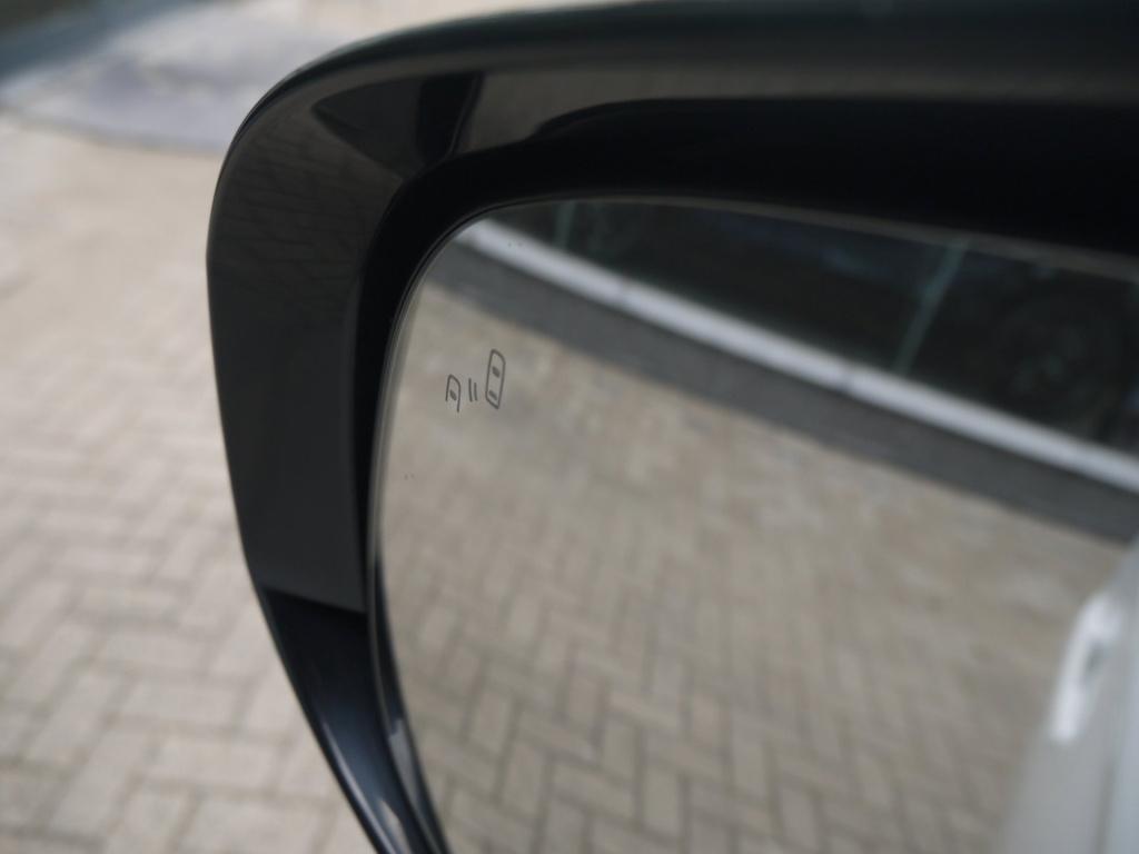 Mitsubishi Outlander 2.4 phev instyle|trekhaak|rijklaar