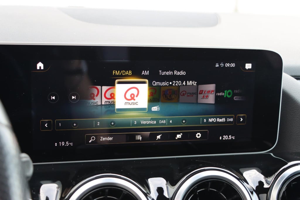 Mercedes-Benz B-Klasse 180 business solution amg